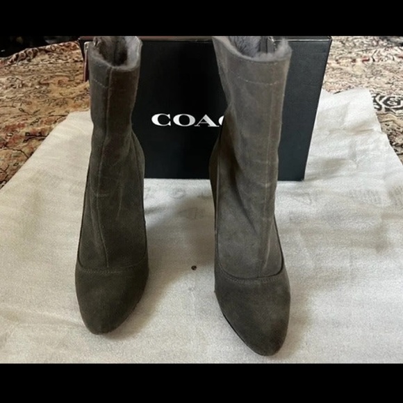 Coach Graphite Adelina Suede Shearling Lined Booties, Size 6, Pre-Owned - Picture 3 of 10